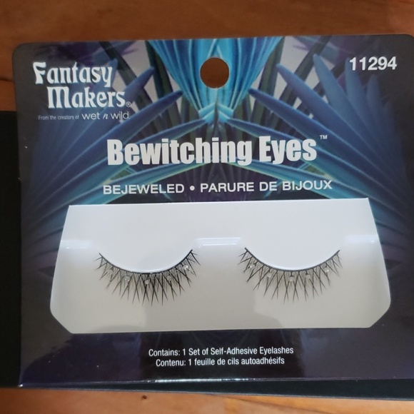wet n wild Other - Wet n Wild Bewitching Eyes Bejeweled eyelashes wet n wild Other - Wet n Wild Bewitching Eyes Bejeweled eyelashes